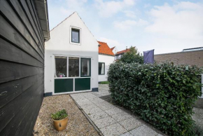 Vakantiehuisje op 50 meter van het strand in het centrum van Domburg - Beatrixstraat 27-A